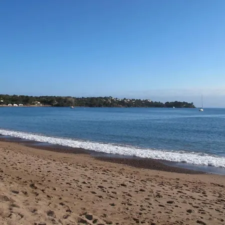 Bel F2 Proche Et Commerces 아파트 Saint-Raphaël